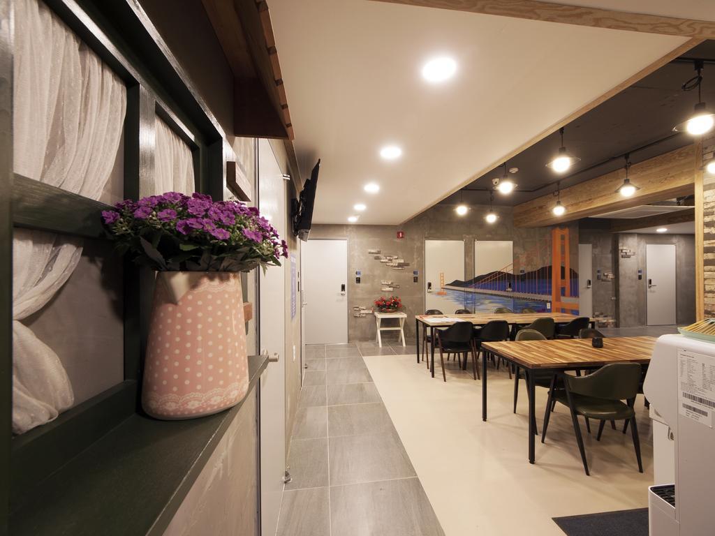 K-Guesthouse Seomyeon 1 Busan Exterior foto